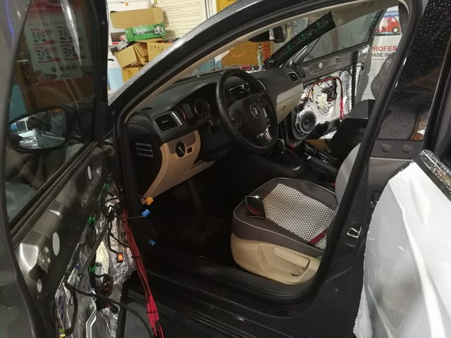 3 ��װʦ���ڶ��Ű���и�������װרҵ����.jpg