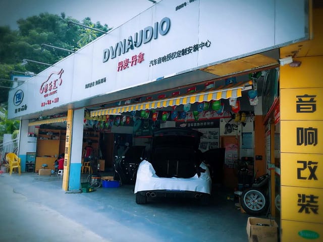 2 ��ʱ��Macan S���ڳ��ֻ���ڽ���ʩ��.jpg