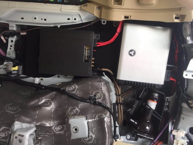 11 �������ź�ʫ���������߰�װ��β���ߣ��������β��Ŀռ�.jpg